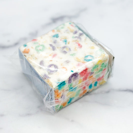 Fruity Ringlets Crispycake