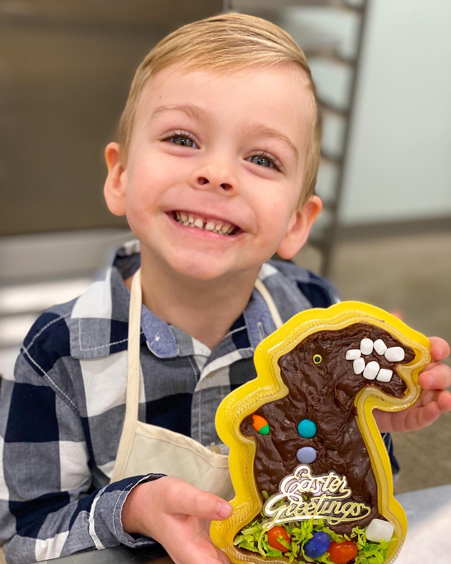 DIY Fudge Bunny Kit – Mister Ed's Elephant Museum & Candy Emporium